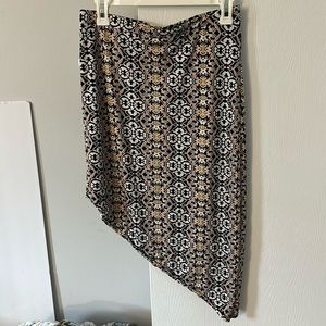 Capella Apparel Skirt size L